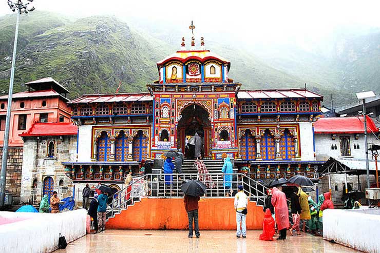 Varanasi Badrinath Kedarnath tour package